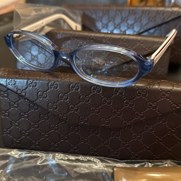GUCCI Children’s Eyewear - Picture 2 of 5